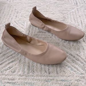 Vince Camuto ballet flat